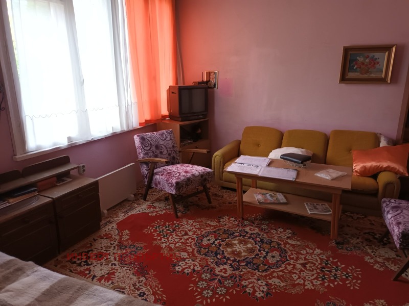 Продава  Етаж от къща град София , Гео Милев , 120 кв.м | 67620200 - изображение [10]