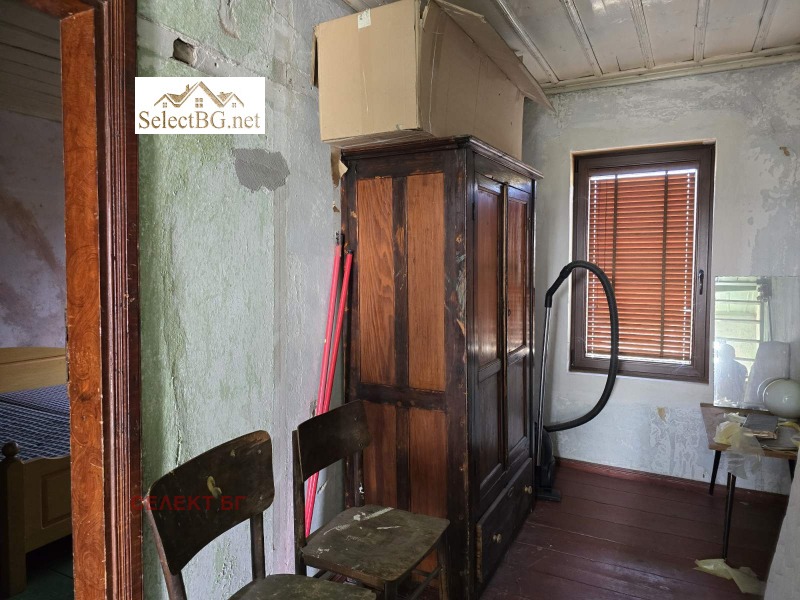 Продава КЪЩА, гр. Дебелец, област Велико Търново, снимка 13 - Къщи - 52494072