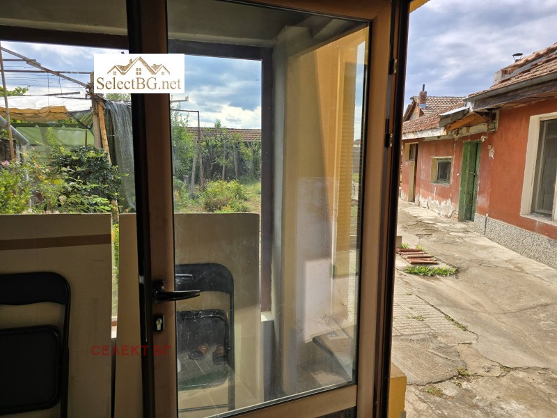 Продава КЪЩА, гр. Дебелец, област Велико Търново, снимка 4 - Къщи - 52494072