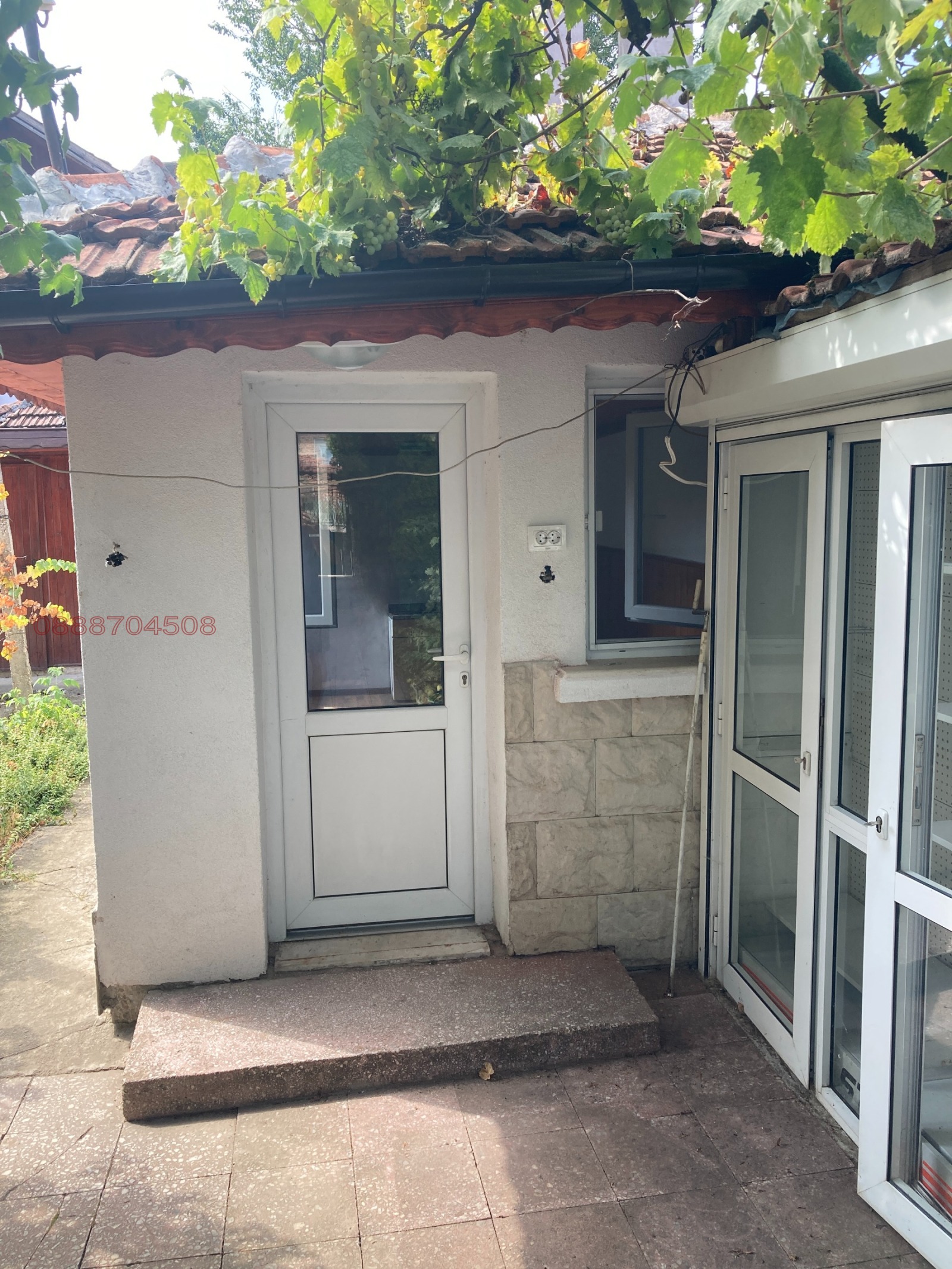 Продава КЪЩА, гр. Берковица, област Монтана, снимка 2 - Къщи - 55851921
