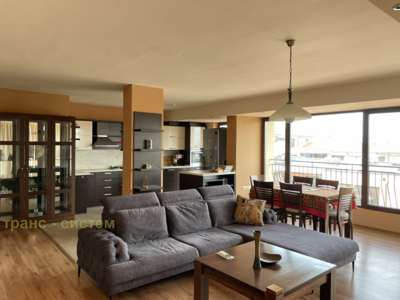 Продава 4-СТАЕН в област Бургас, к.к. Слънчев бряг - 202 кв.м / 250 000 € » 488 957.50 лв., ТРАНС-СИСТЕМ