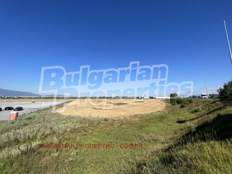 Продава ПАРЦЕЛ в град София, Враждебна - 1600 кв.м / 136 000 € » 265 992.88 лв., БЪЛГЕРИАН ПРОПЕРТИС - СОФИЯ