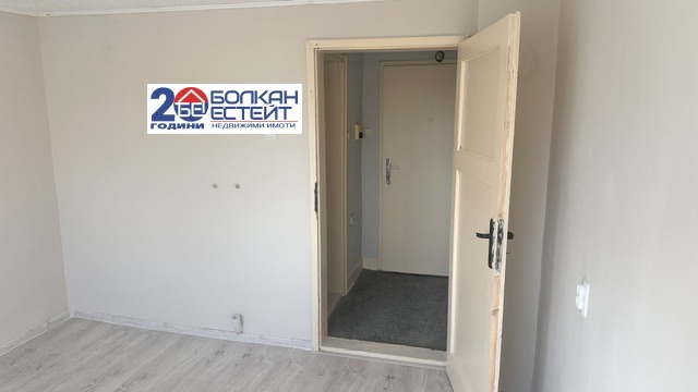 Продава 1-СТАЕН, гр. Велико Търново, Акация, снимка 3 - Апартаменти - 56220929