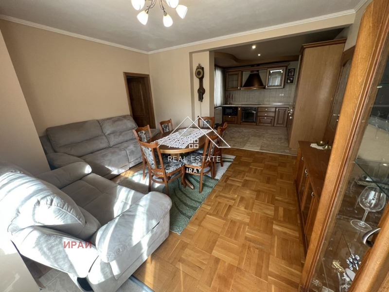 Продава 3-СТАЕН, гр. Стара Загора, Център, снимка 3 - Aпартаменти - 48301597