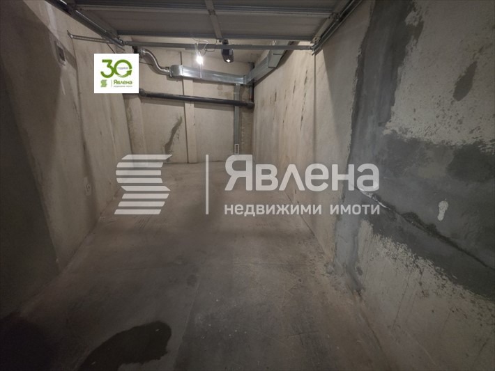 Продава ГАРАЖ, ПАРКОМЯСТО, гр. Варна, Операта, снимка 2 - Гаражи и паркоместа - 55336341