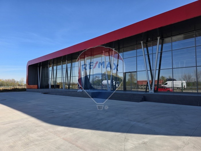 Продава ПРОМ. ПОМЕЩЕНИЕ, град Пловдив, Южна дъга • 2000000 € / 3911660.00 лв. • 73428425 1