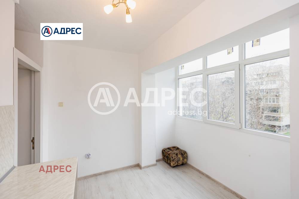 Продава 2-СТАЕН, гр. Варна, Базар Левски, снимка 10 - Апартаменти - 54822390