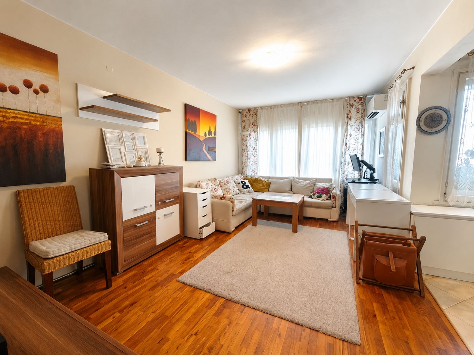 Продава 4-СТАЕН, гр. Варна, Погреби, снимка 5 - Апартаменти - 55735419