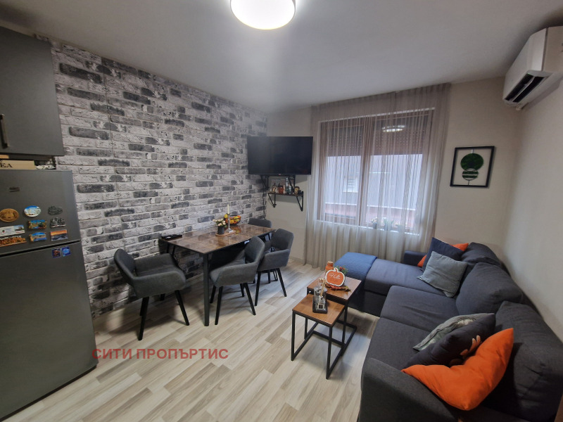 Продава 3-СТАЕН, град Благоевград, Широк център • 122000 € / 238611.26 лв. • 75161432 1