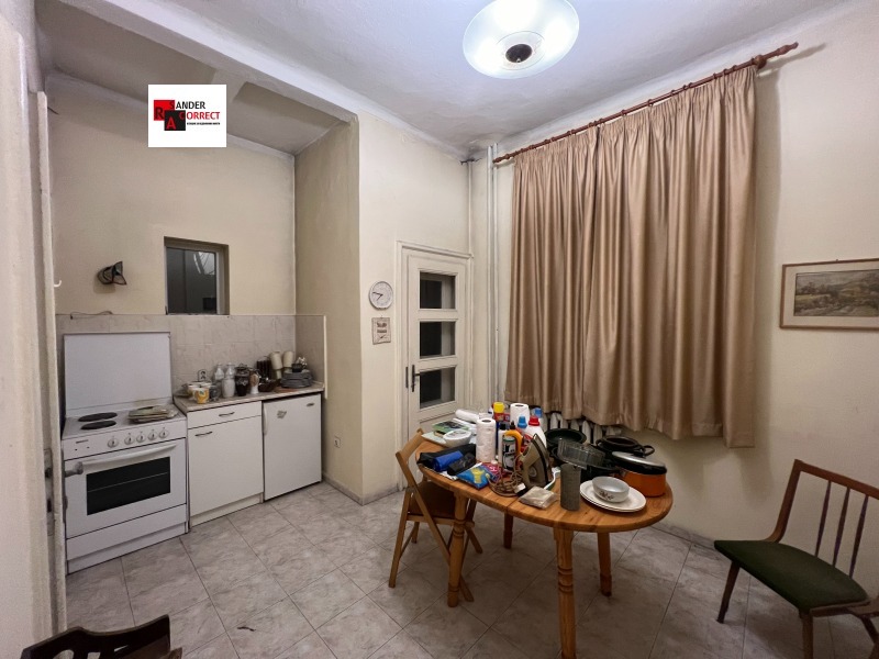 Продава  3 slaapkamers Sofia , Tsentar , 150 кв.м | 18127439 - изображение [12]