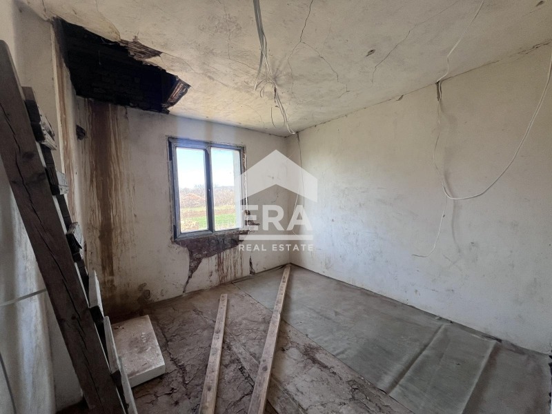 Продава КЪЩА, с. Дичин, област Велико Търново, снимка 12 - Къщи - 56070668