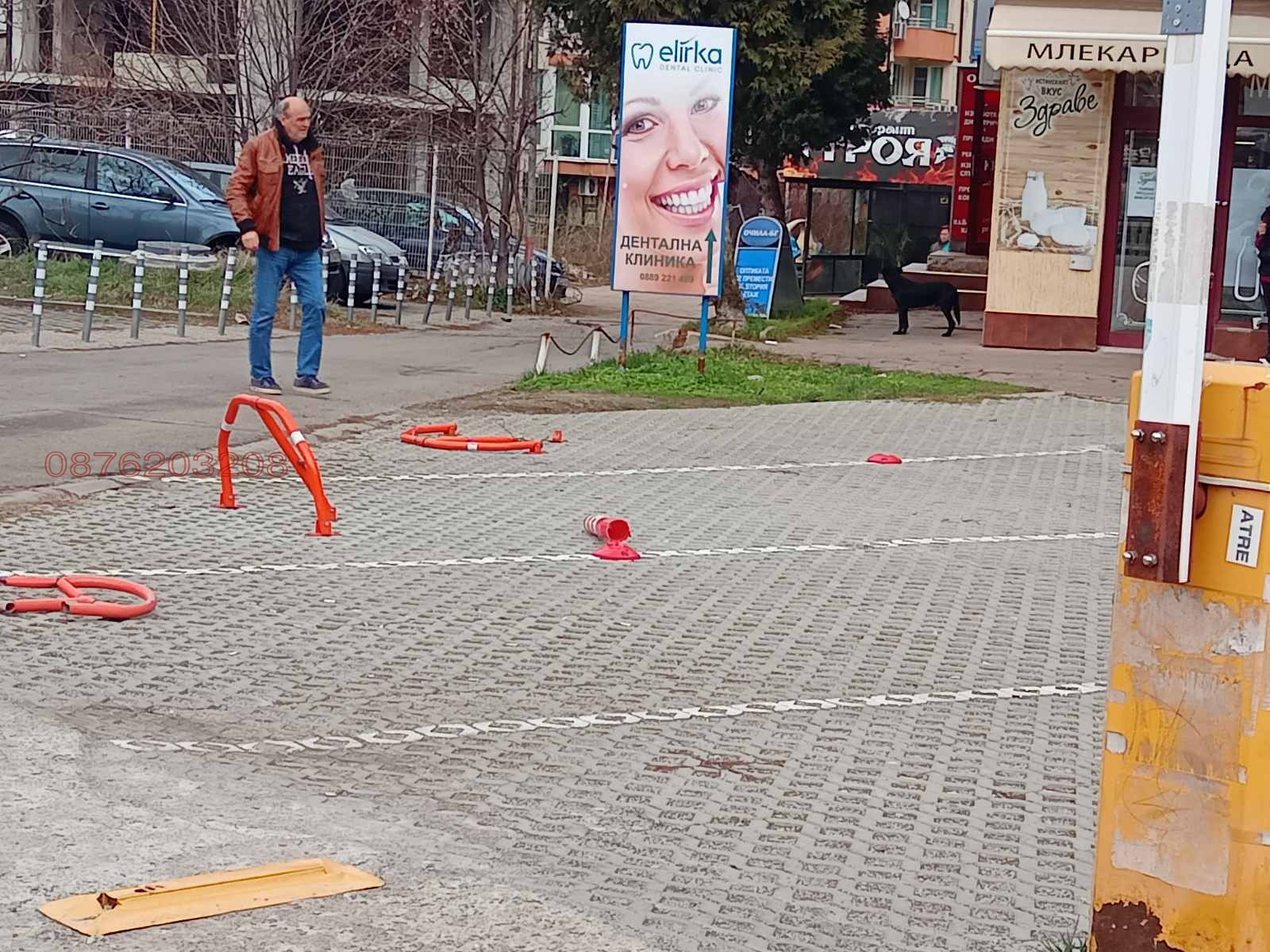 Продава ГАРАЖ, ПАРКОМЯСТО, гр. София, Люлин 8, снимка 2 - Гаражи и паркоместа - 56207557