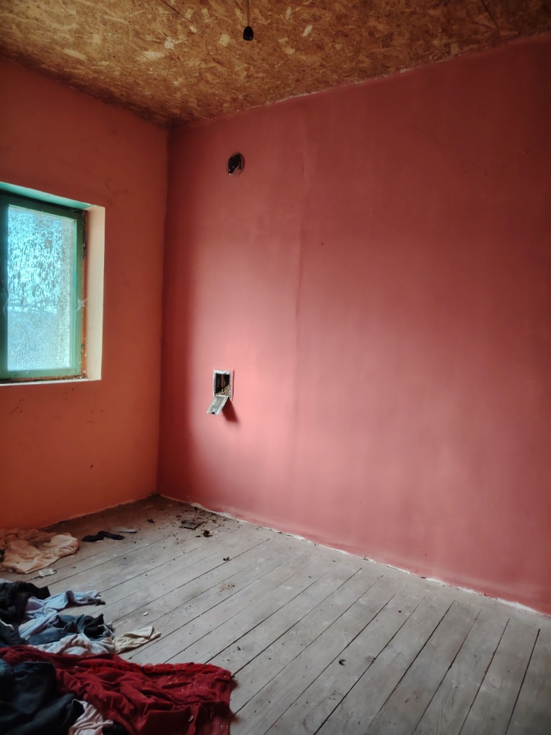 Продава КЪЩА, с. Вълчитрън, област Плевен, снимка 2 - Къщи - 52648560