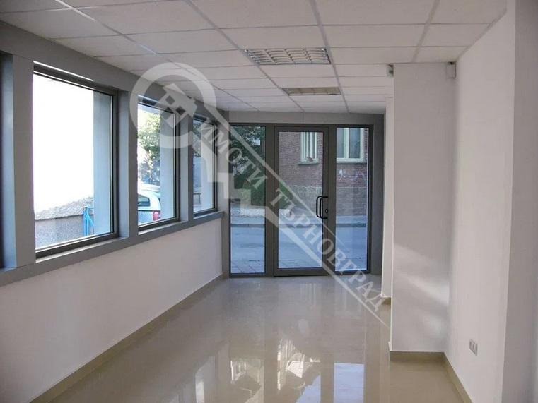 Продава МАГАЗИН, гр. Велико Търново, Център, снимка 3 - Магазини - 54290232