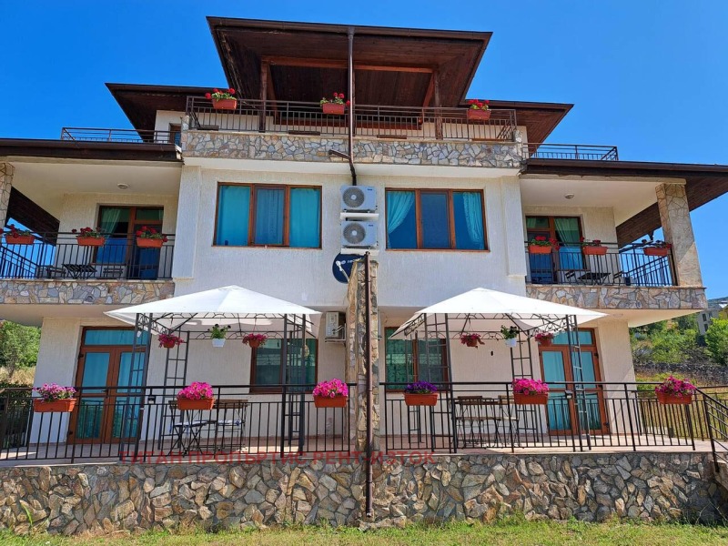 Na sprzedaż  Dom region Burgas , Sweti Wlas , 320 mkw | 78355842