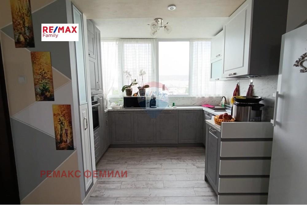 Продава 3-СТАЕН, гр. Варна, Трошево, снимка 2 - Апартаменти - 54206043