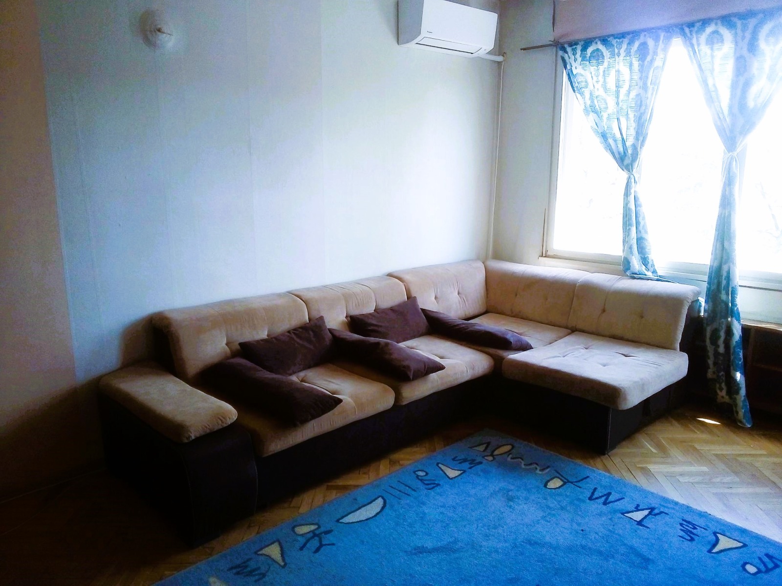 Продава МНОГОСТАЕН, гр. Велико Търново, Център, снимка 2 - Апартаменти - 54188216