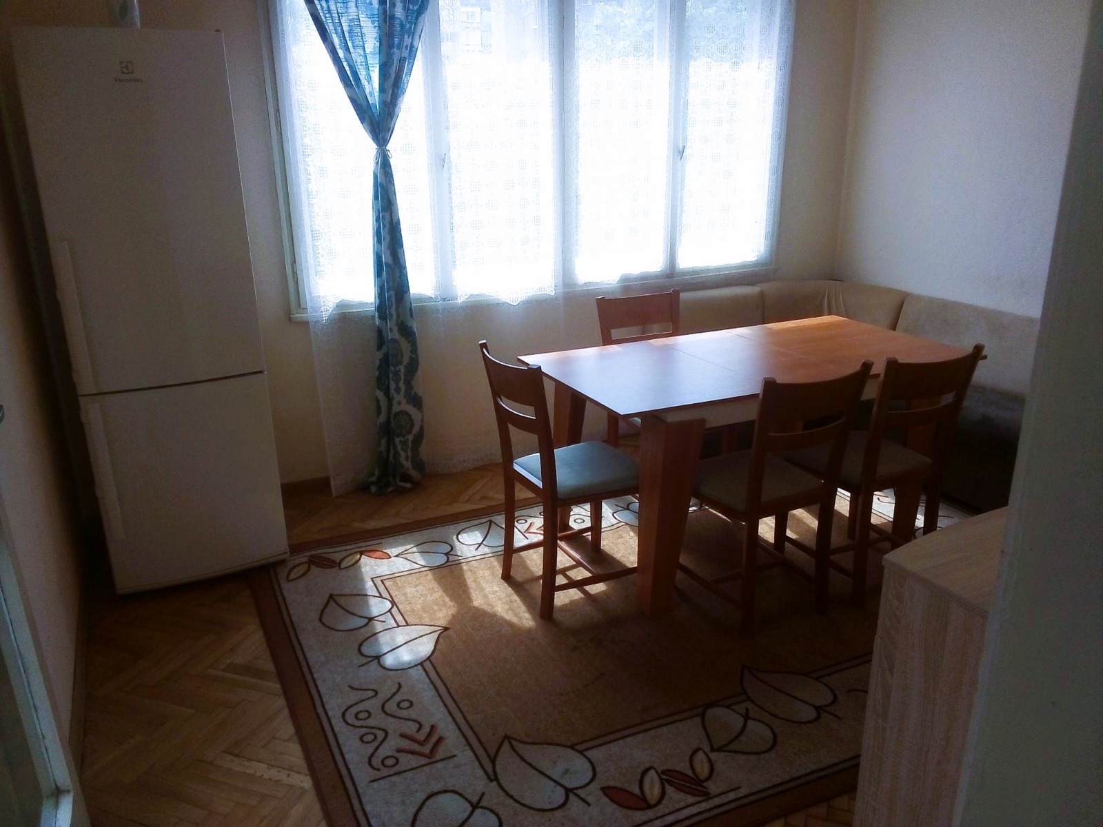 Продава МНОГОСТАЕН, гр. Велико Търново, Център