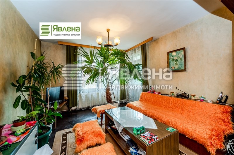 Na prodej  2 ložnice Sofia , Reduta , 125 m2 | 72552223 - obraz [6]