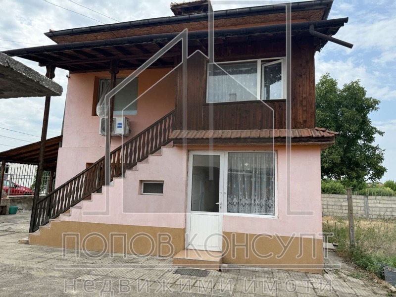 Продава  Къща област Пазарджик , с. Виноградец , 130 кв.м | 35732140