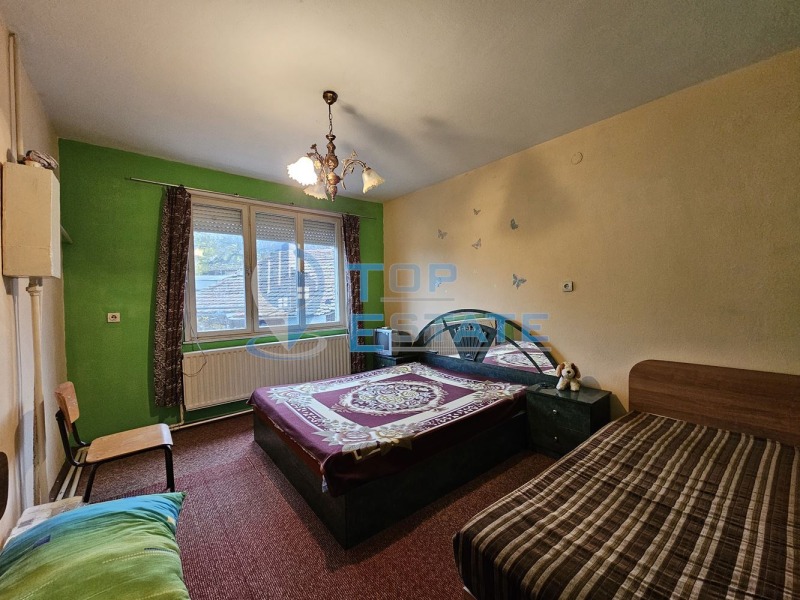 Продава КЪЩА, с. Хаджидимитрово, област Велико Търново, снимка 13 - Къщи - 52455930