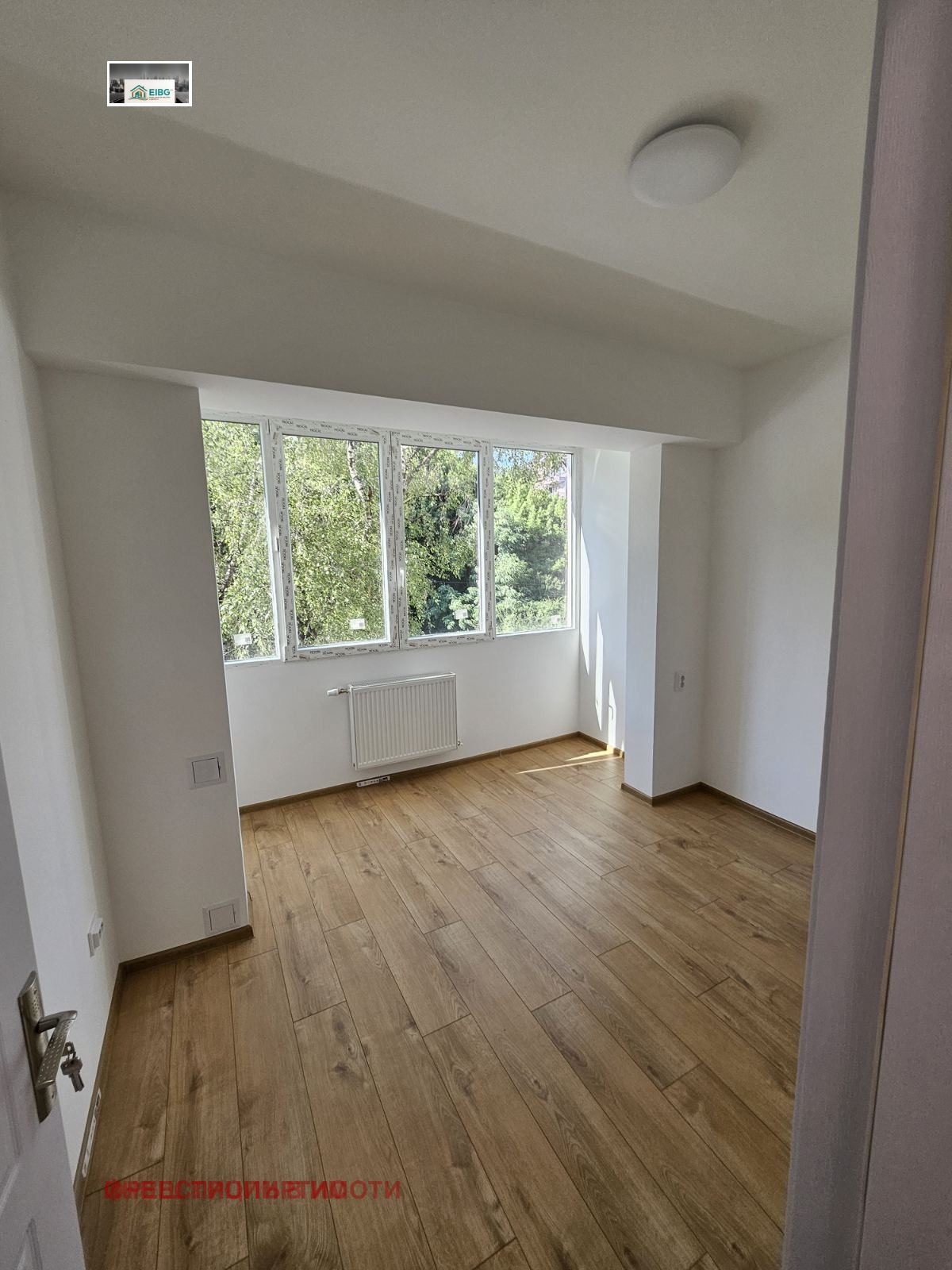 Продава 3-СТАЕН, гр. Перник, Изток, снимка 2 - Апартаменти - 51724315