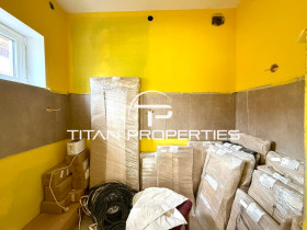 House Zlatitrap, region Plovdiv 2
