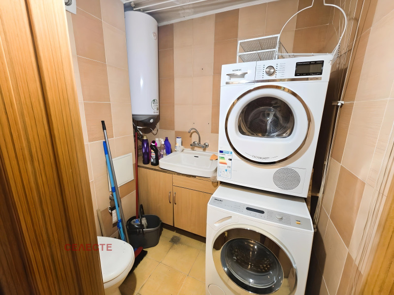 De vânzare  2 dormitoare Sofia , Țentâr , 75 mp | 24206458 - imagine [8]