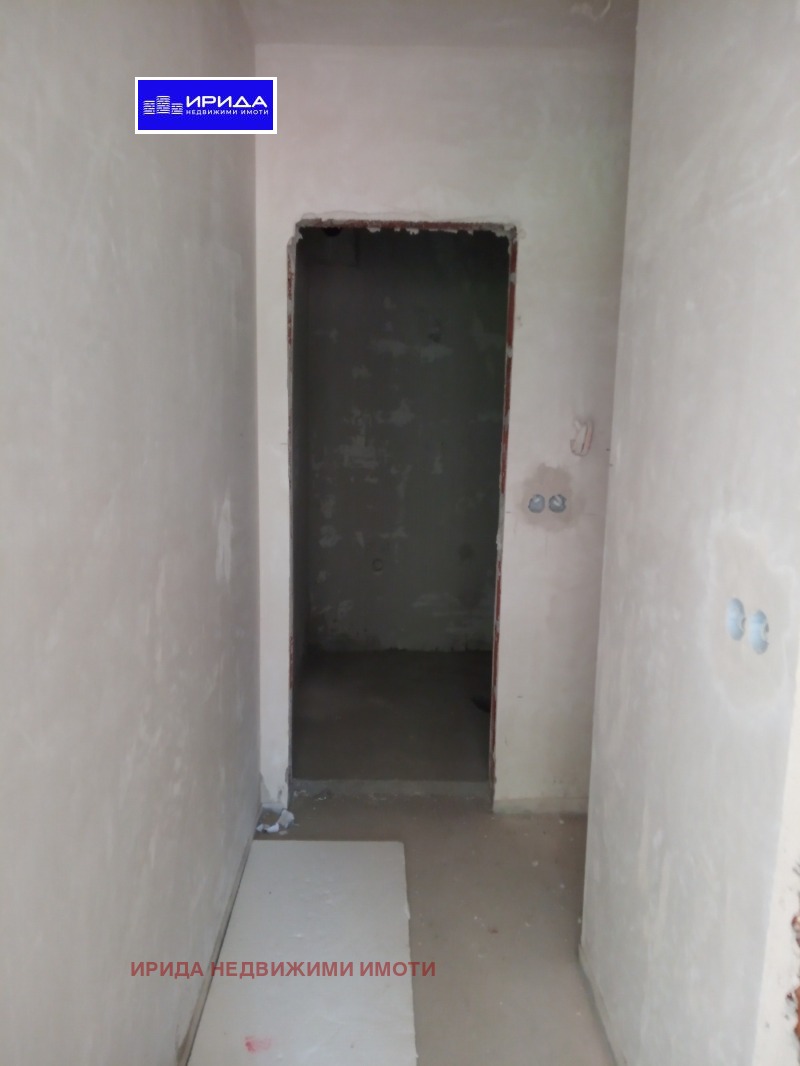 Til salgs  1 soverom Sofia , Knjasjevo , 80 kvm | 38760494 - bilde [3]