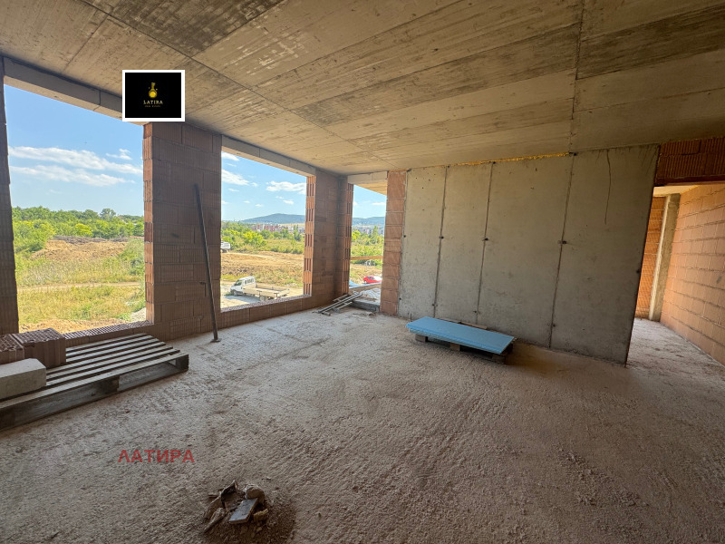 Na sprzedaż  3 sypialnie Sofia , Malinowa dolina , 135 mkw | 47615586 - obraz [6]