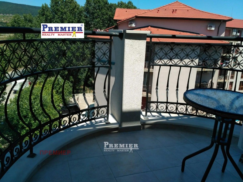 Продава 1-СТАЕН в област Бургас, к.к. Слънчев бряг - 32 кв.м / 37 500 € » 73 343.63 лв., ПРЕМИЕР