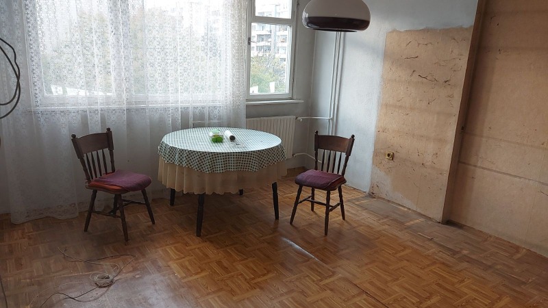 Продава 2-СТАЕН в град София, Красна поляна 1 - 57 кв.м / 155 000 € » 303 153.65 лв., ВИТОРИ ЕТ