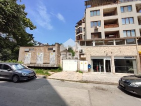 Autotalli Tšataldža, Varna