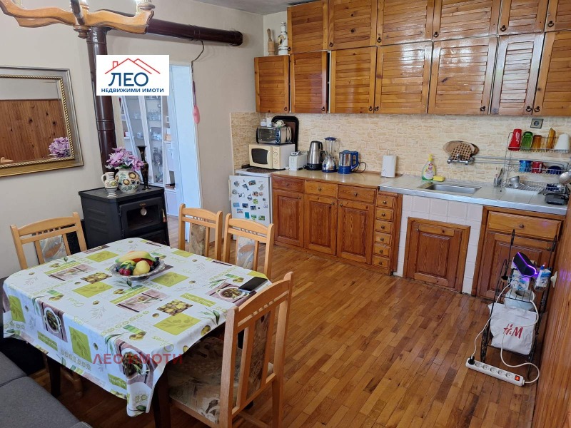 Продава КЪЩА, гр. Севлиево, област Габрово, снимка 12 - Къщи - 52294316