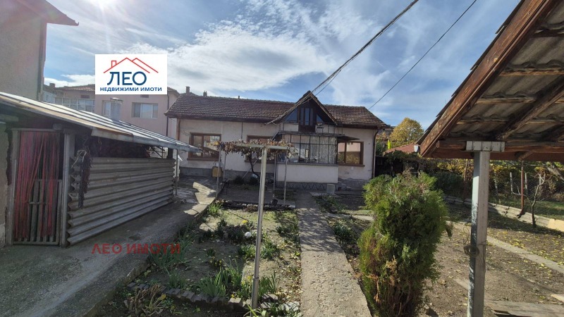 Продава КЪЩА, гр. Севлиево, област Габрово, снимка 11 - Къщи - 52294316