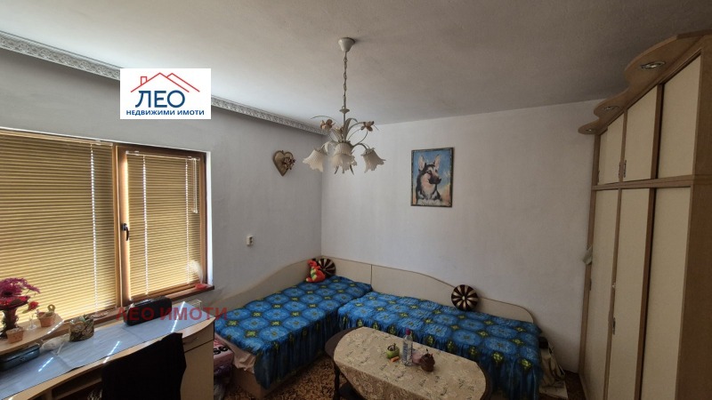 Продава КЪЩА, гр. Севлиево, област Габрово, снимка 9 - Къщи - 52294316