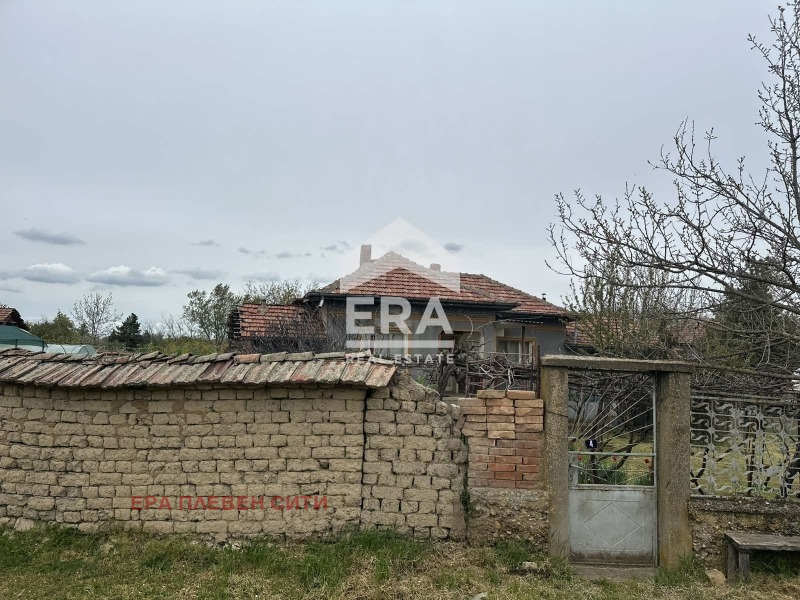 Продава КЪЩА, с. Вълчитрън, област Плевен, снимка 2 - Къщи - 55325288