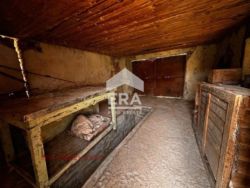 Продава КЪЩА, с. Вълчитрън, област Плевен, снимка 10 - Къщи - 55325288