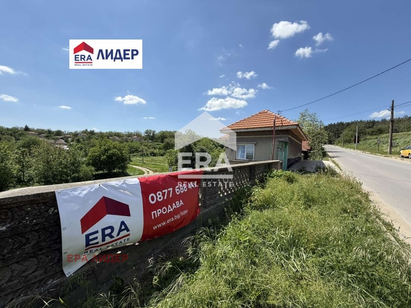Продава КЪЩА, гр. Русе, Долапите, снимка 2 - Къщи - 55704397