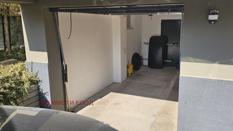 Продава ГАРАЖ, ПАРКОМЯСТО, гр. София, Кръстова вада, снимка 2 - Гаражи и паркоместа - 52175945