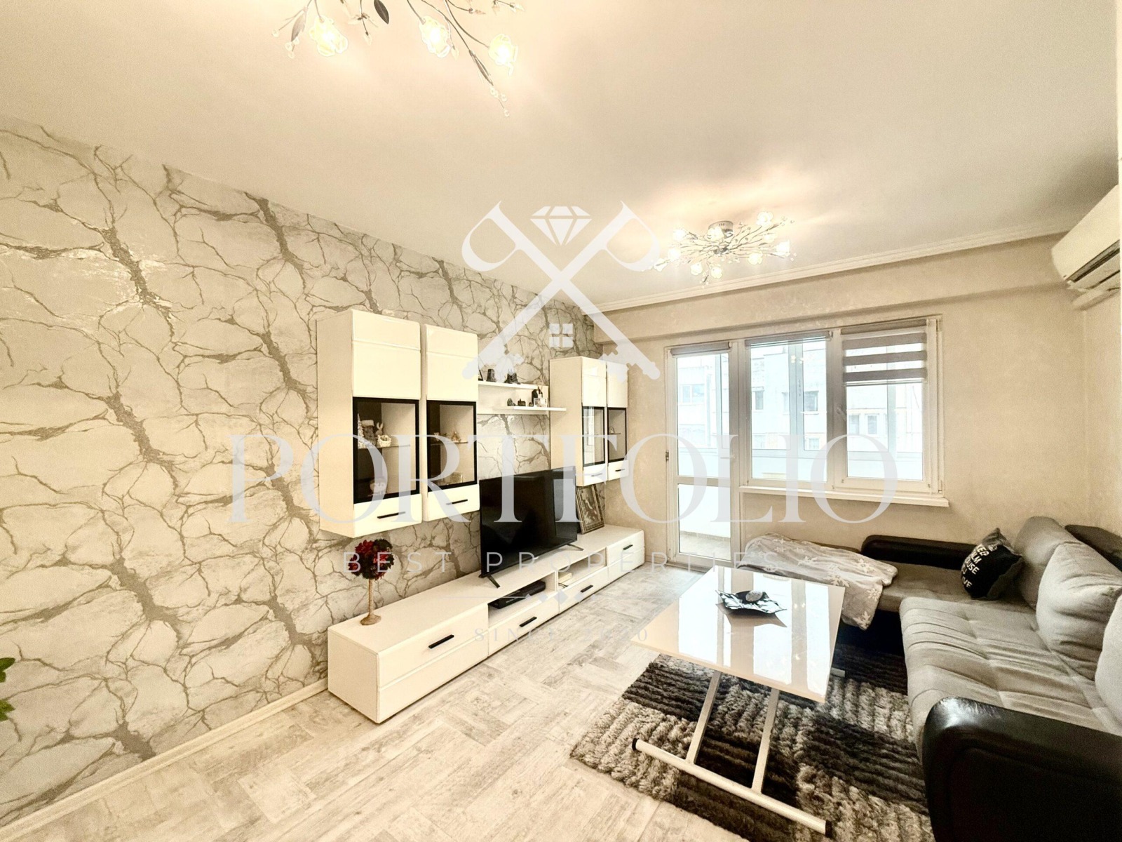 Продава 3-СТАЕН, гр. Бургас, Възраждане, снимка 2 - Апартаменти - 54785045