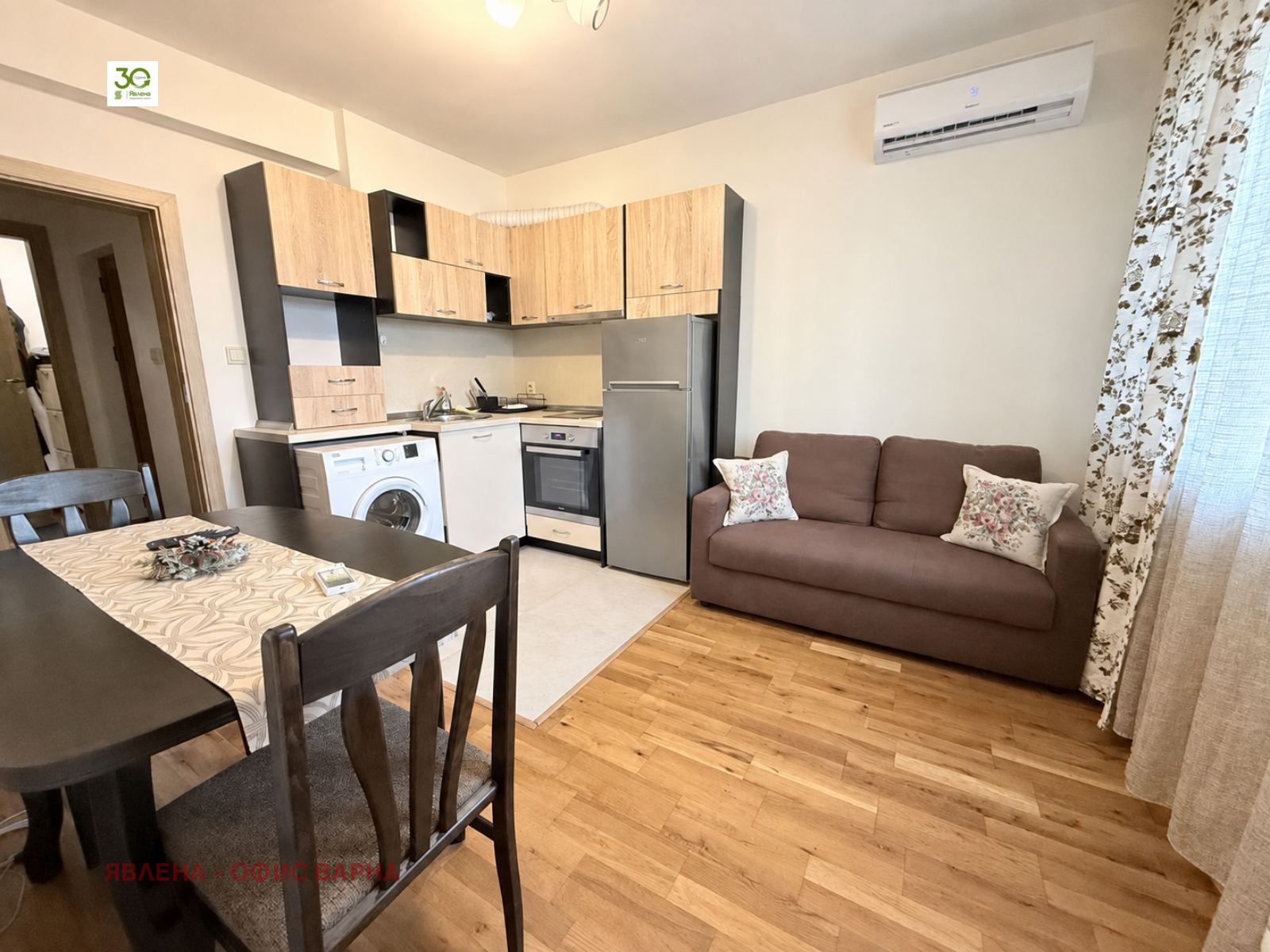 Продава 4-СТАЕН, гр. Варна, Център, снимка 10 - Апартаменти - 56075942