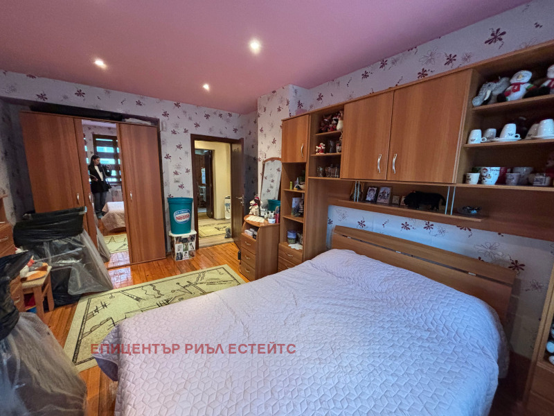 Zu verkaufen  Hausboden Pernik , Klepalo , 70 qm | 42128814 - Bild [4]