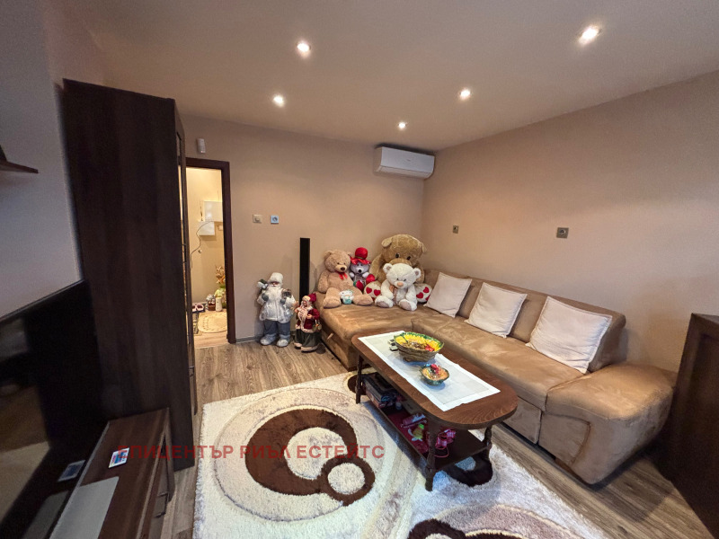 Zu verkaufen  Hausboden Pernik , Klepalo , 70 qm | 42128814 - Bild [2]