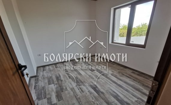 Продава КЪЩА, с. Ново село, област Велико Търново, снимка 6 - Къщи - 47268280