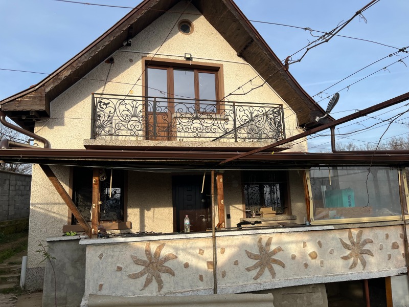 Продава КЪЩА, гр. Казанлък, област Стара Загора, снимка 5 - Къщи - 52701257