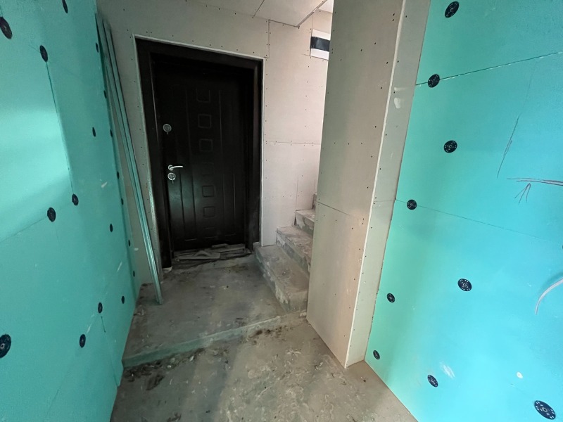 Продава КЪЩА, гр. Казанлък, област Стара Загора, снимка 11 - Къщи - 52701257