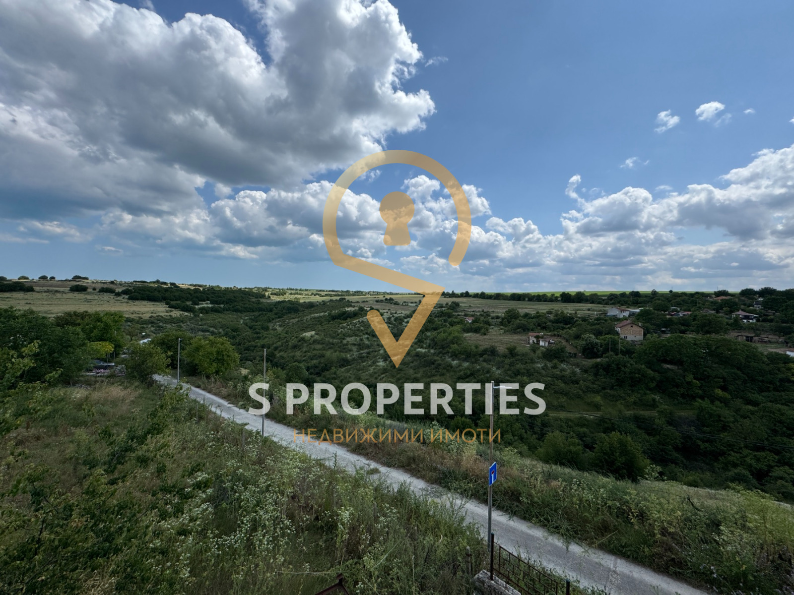 Продава КЪЩА, с. Климентово, област Варна, снимка 3 - Къщи - 54065651