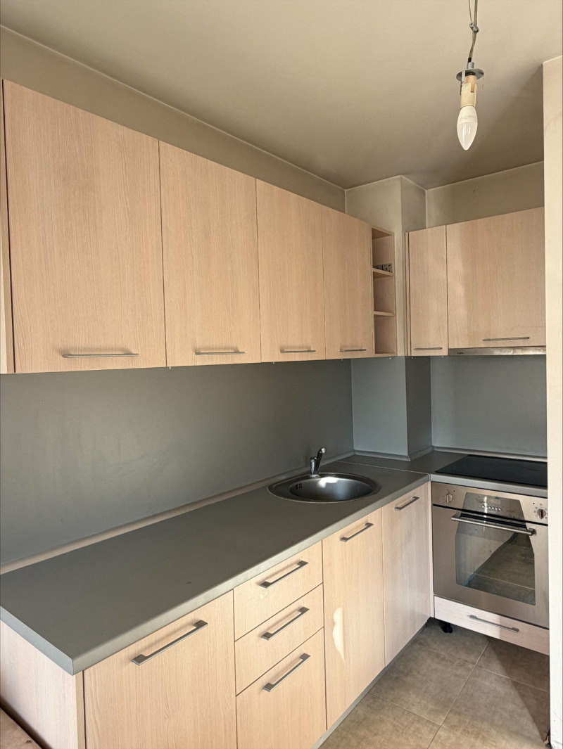 Продава 2-СТАЕН в град Пловдив, Кючук Париж - 87 кв.м / 145 000 € » 283 595.35 лв., СКАФФ