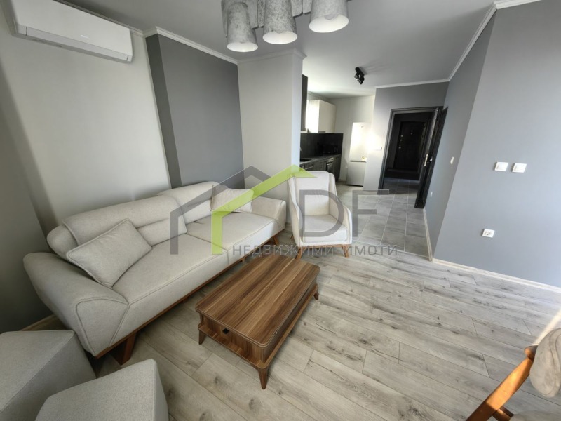 Продава КЪЩА в град Варна, Виница - 320 кв.м / 669 000 € » 1 308 450.27 лв., ДФ НЕДВИЖИМИ ИМОТИ